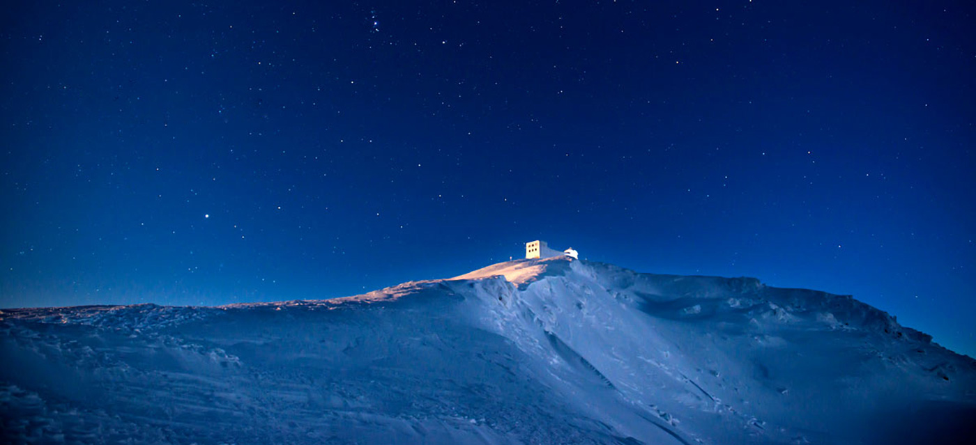 வண்ண தீர்வுகளை வழங்குவதை நாங்கள் விரும்புகிறோம்